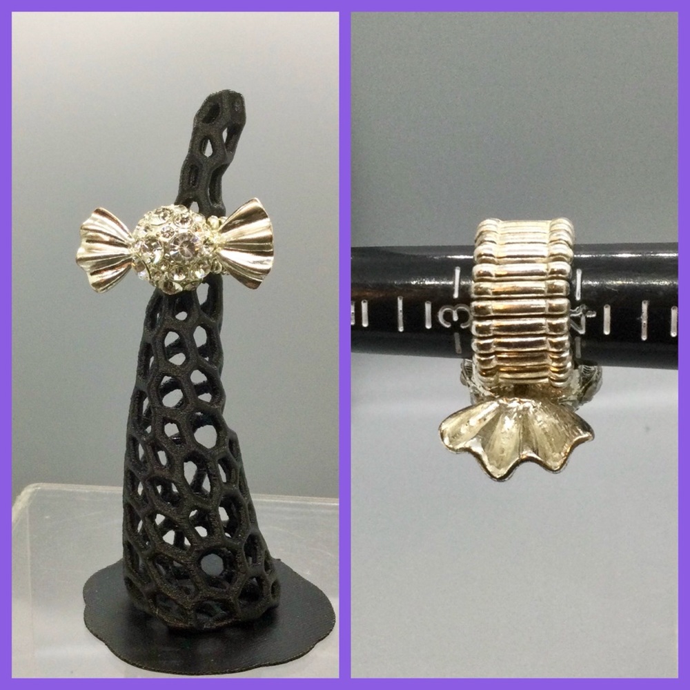 2 Bow Rings - Picture 3 of 4